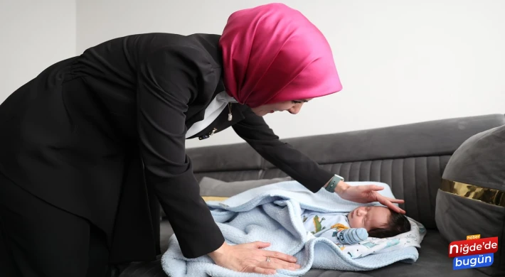 Doğum yardımlarına 300 bine yakın aile başvurdu