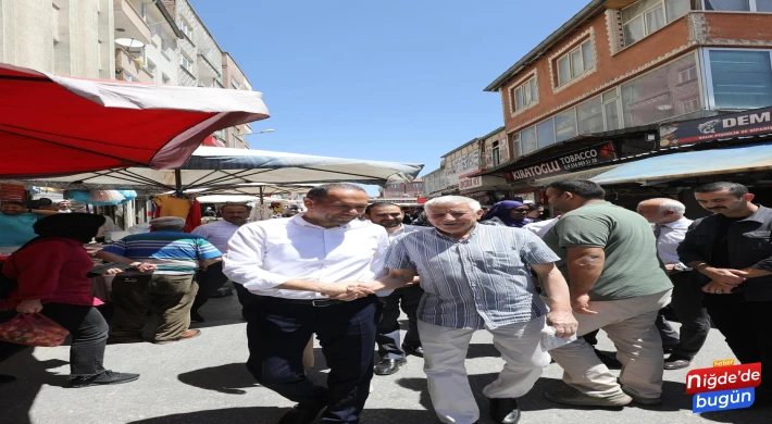Başkan Özdemir, Esnafları ziyaret ederek, talepleri dinledi