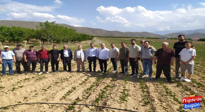 CHP Heyetinden İmrahor’da Çiftçilere Destek Ziyareti