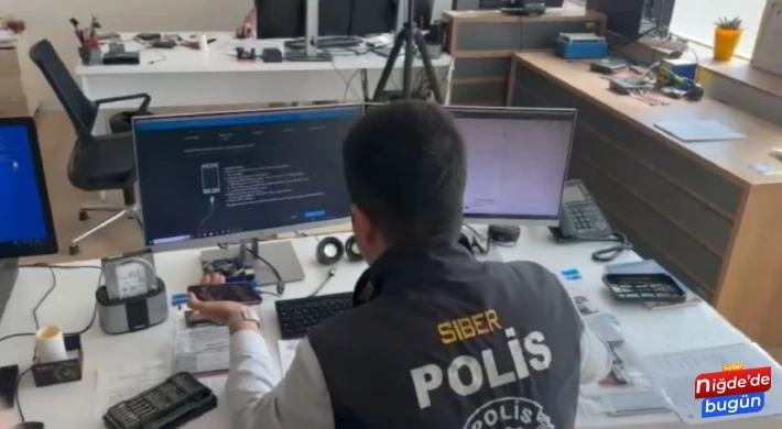 Depremzedenin kart bilgilerini kopyalayan dolandırıcı tutuklandı