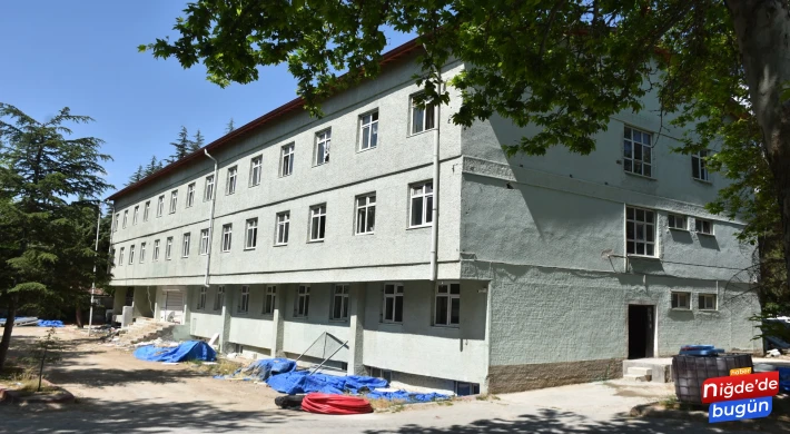 Eski Milli Eğitim Müdürlüğü Binası Kaderine Terk Edildi