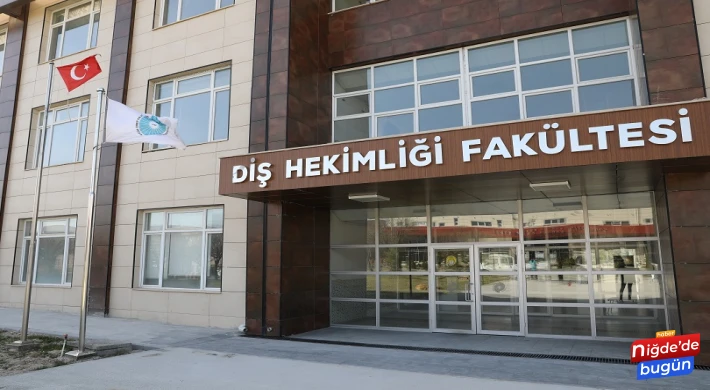 Ömer Halisdemir Üniversitesi Diş Hekimliği Fakültesi Eğitimde Yeni Bir Adım Attı