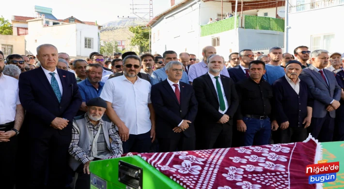 Rektör Yardımcısı Çiçek’in annesi vefat etti