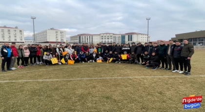 Türkiye Futbol Federasyonu Merkez Hakem Kurulu tarafından Niğde'de Futbol Aday Hakem Kursu açıldı.