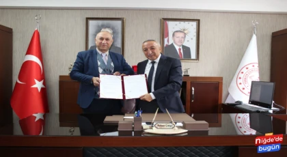 “Bor Kütüphanede Hayat Buluyor” Projesi Protokolü İmzalandı
