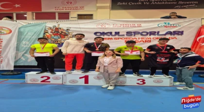 Niğdeli sporcu bilek güreşinde büyük başarı elde etti