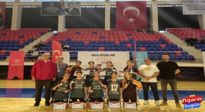 Okul Sporları Genç Kızlar Futsal Grup Müsabakaları tamamlandı