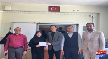 AK Parti Niğde Gençlik Kolları'ndan Anlamlı Etkinlik