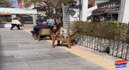 Engelli Vatandaşlardan Tepki: "Yön Taşları Bizim İçin, Lütfen Saygı!"