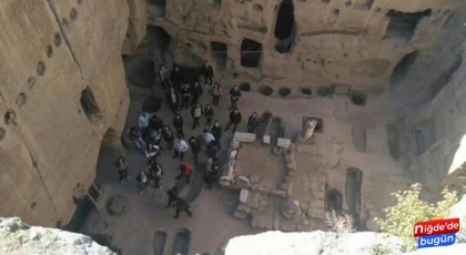 Gümüşler Manastırı Bayramda Ziyaretçi Akınına Uğradı