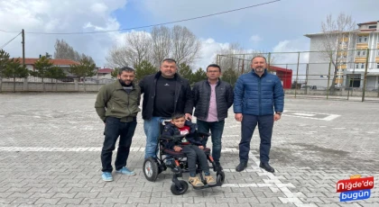 İyilik Ailesi’nden Enver’e Akülü Araba Sürprizi