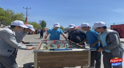 Bu Sokakta Müzik Var, Eğlence Var, Spor Var, Sanat Var!