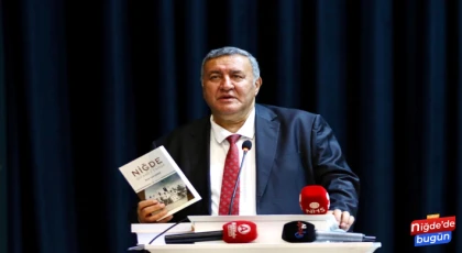 Gürer'in 'Niğde Siyaset Tarihi' kitabı okurlarıyla buluştu