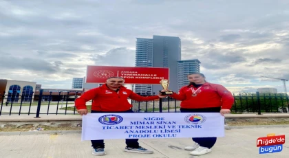Niğdeli Sevda Okumuş’tan Türkiye Dart Şampiyonası’nda Çifte Madalya!