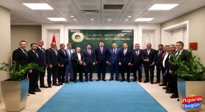 AK Partili Belediye Başkanlarından Ankara Çıkartması