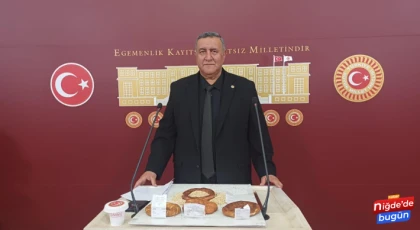 Gürer: “Pastanede simit 45 TL, tablacıda simit 15TL”