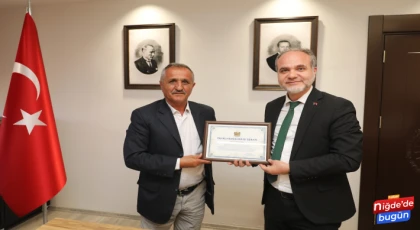 Rektör Prof. Dr. Hasan Uslu’ya Fahri Hemşehrilik Beratı