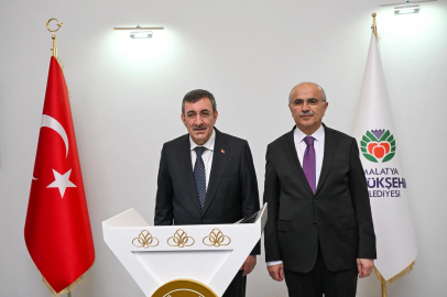 Malatya Büyükşehir’in kütüphane çalışmasına tebrik