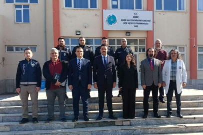 NİĞDE’DE ÜNİVERSİTE ÖĞRENCİLERİNE “IBAN VERME=SUÇ” UYARISI