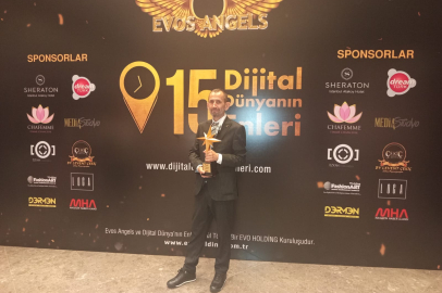 Niğdeli gazeteci Çağlar Tuncer Ödülüyle Tarihe Geçti