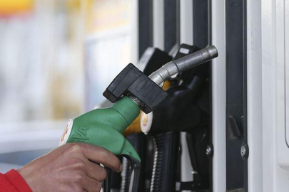 Benzin ve motorine gelecek zam iptal edildi!