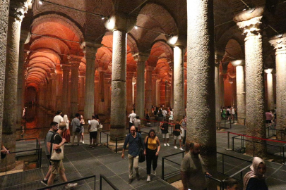 Yerebatan Sarnıcı’nda yetki krizi: Rekor ziyaretçi sonrası mülkiyet Vakıflar Genel Müdürlüğü’ne devredildi