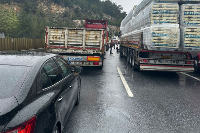 Adana–Niğde Otoyolu’nda Kaza: Trafik Akışı Aksadı