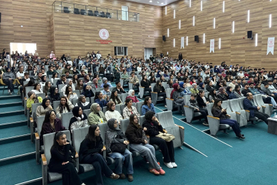 YKS’ye Hazırlanan Gençlere Motivasyon Desteği