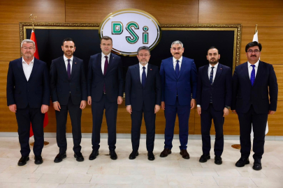 Niğde Heyetinden Bakan Yumaklı’ya Ziyaret: Tarım ve Yatırım Projeleri Masada