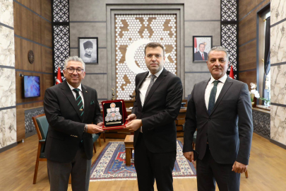 Niğde Valiliği' nde Önemli İsimler Bir Araya Geldi