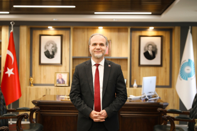 Rektör Hasan Uslu: “Güçlü Türkiye’nin Mimarı Gençlerimizdir”