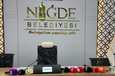 Niğde Belediyesi’nde Geciken Toplantı Tepki Çekti: Bor-Niğde Otobüs Güzergahı Krizi Büyüyor