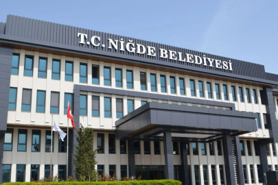 Niğde Belediyesi Bayramda Tam Kadro Sahada: Ulaşım Ücretsiz, Hizmet 7/24