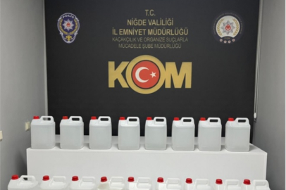 Niğde’de Kaçakçılık Operasyonu: 20 Şüpheli Yakalandı, Binlerce Kaçak Ürün Ele Geçirildi